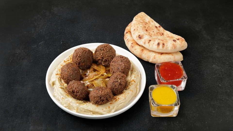חומוס פלאפל